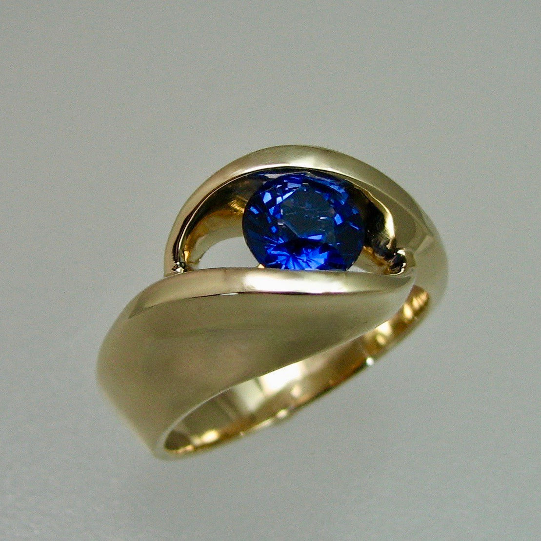 Open Wave Ring