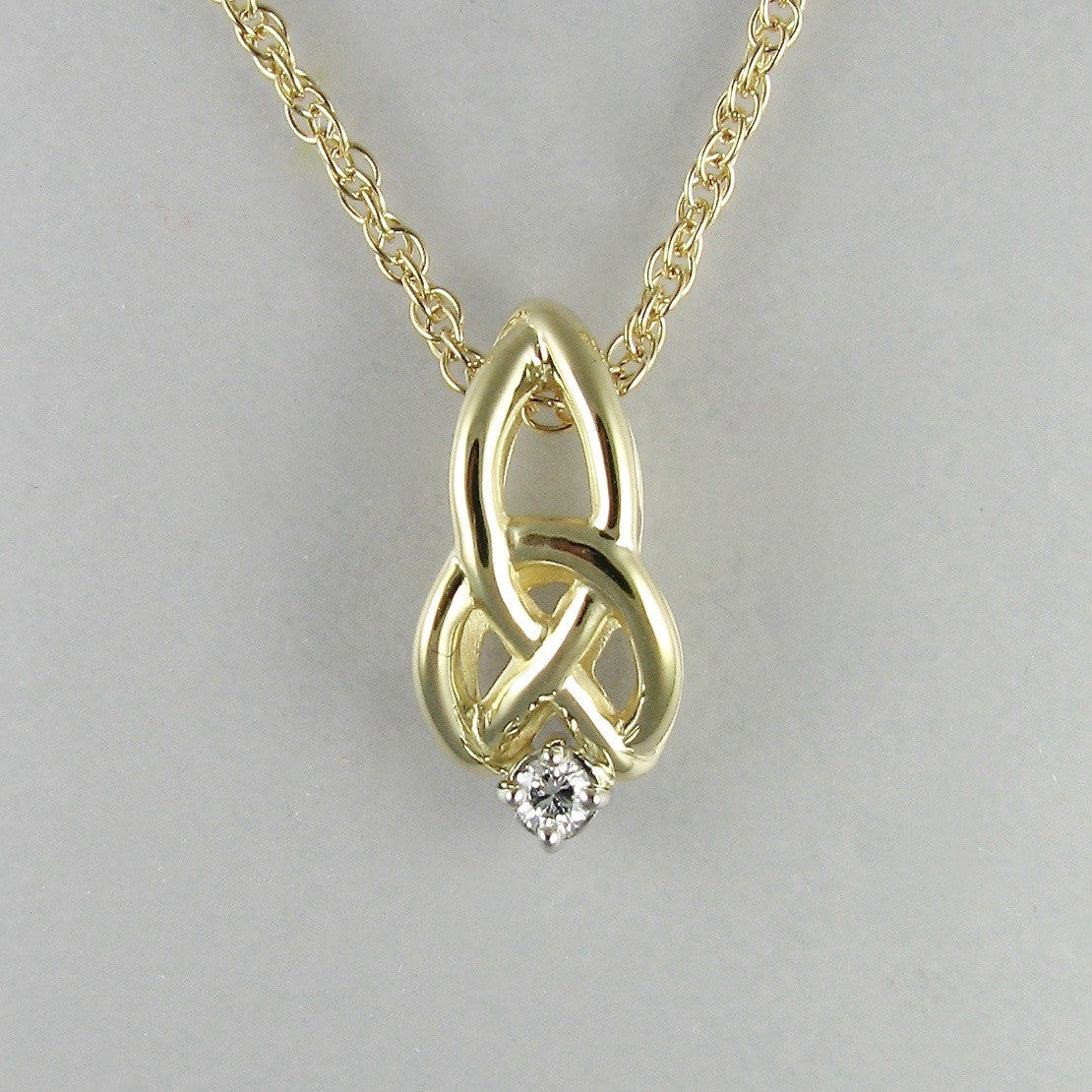 Celtic Blessing Knot Pendant,Outlander Jewelry,Celtic Ring, Celtic Knot Ring, Celtic Designs, Celtic forms, Celtic Jewelry, Celtic Torc, Celtic Torque, Celtic Designs, Celtic Jewelery, Celtic Wedding Ring, Celtic Trinity Knot, Celtic Symbols, Celtic Crosses, Celtic Waterhorse, Celtic Pendants
