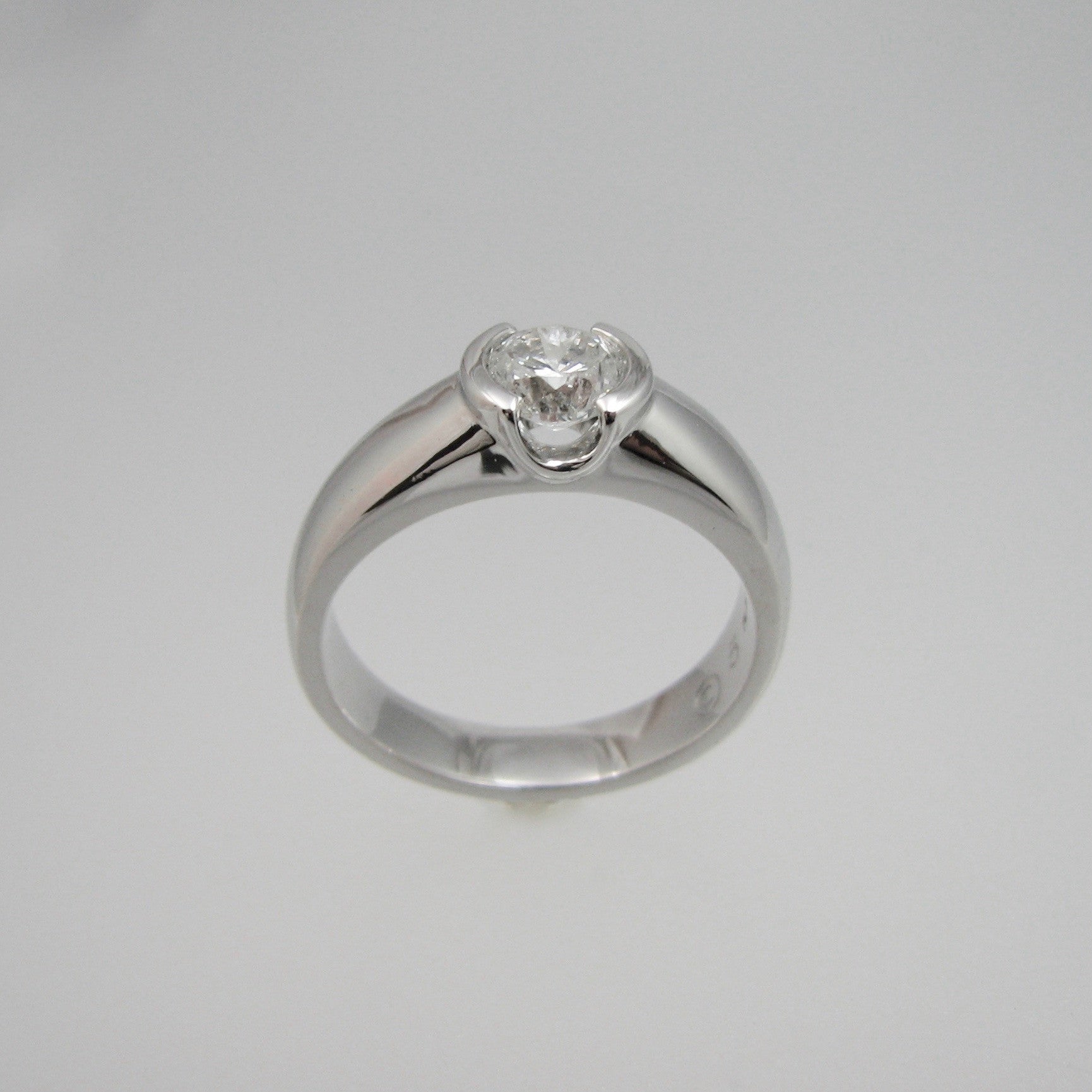 Engraved Omega Ring