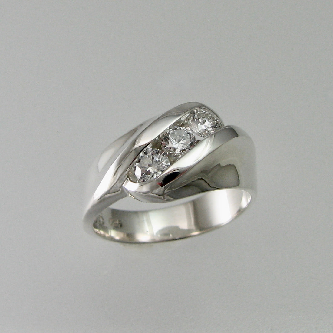 Infinite Wave Ring Variation