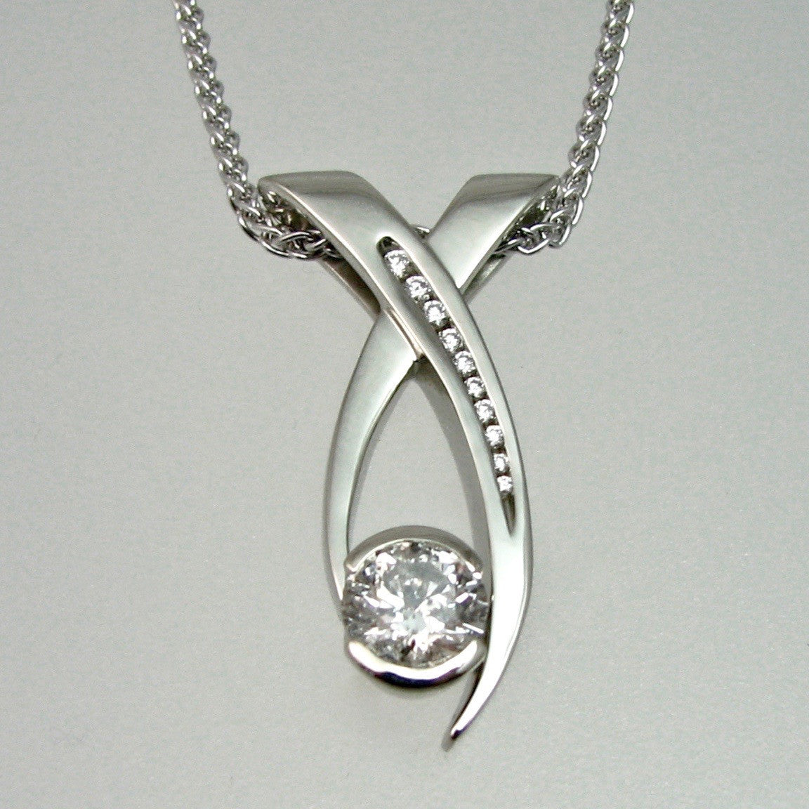 Custom Design Capture Pendant
