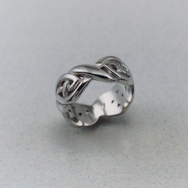 Lindisfarne Knot Ring